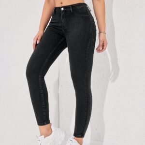 SHEIN Essnce Solid Color Skinny Jeans With Pockets